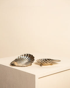 Pair of Italian storage compartments in the shape of a scallop shell in metal 80's