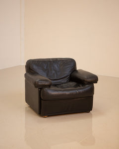 Leather armchair by Tito Agnoli for Poltrona Frau 70's