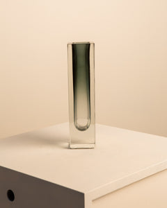 Vase "Carré" noir par Flavio Poli pour Seguso 70's